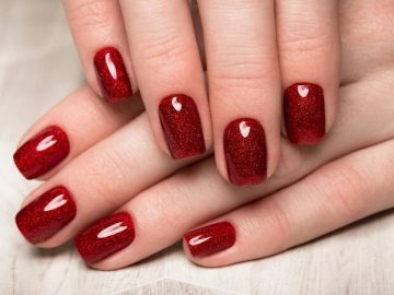 What is a gel manicure?