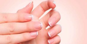 How to make a home manicure easily?